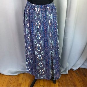 XHILIRATION Boho Maxi Skirt with slits